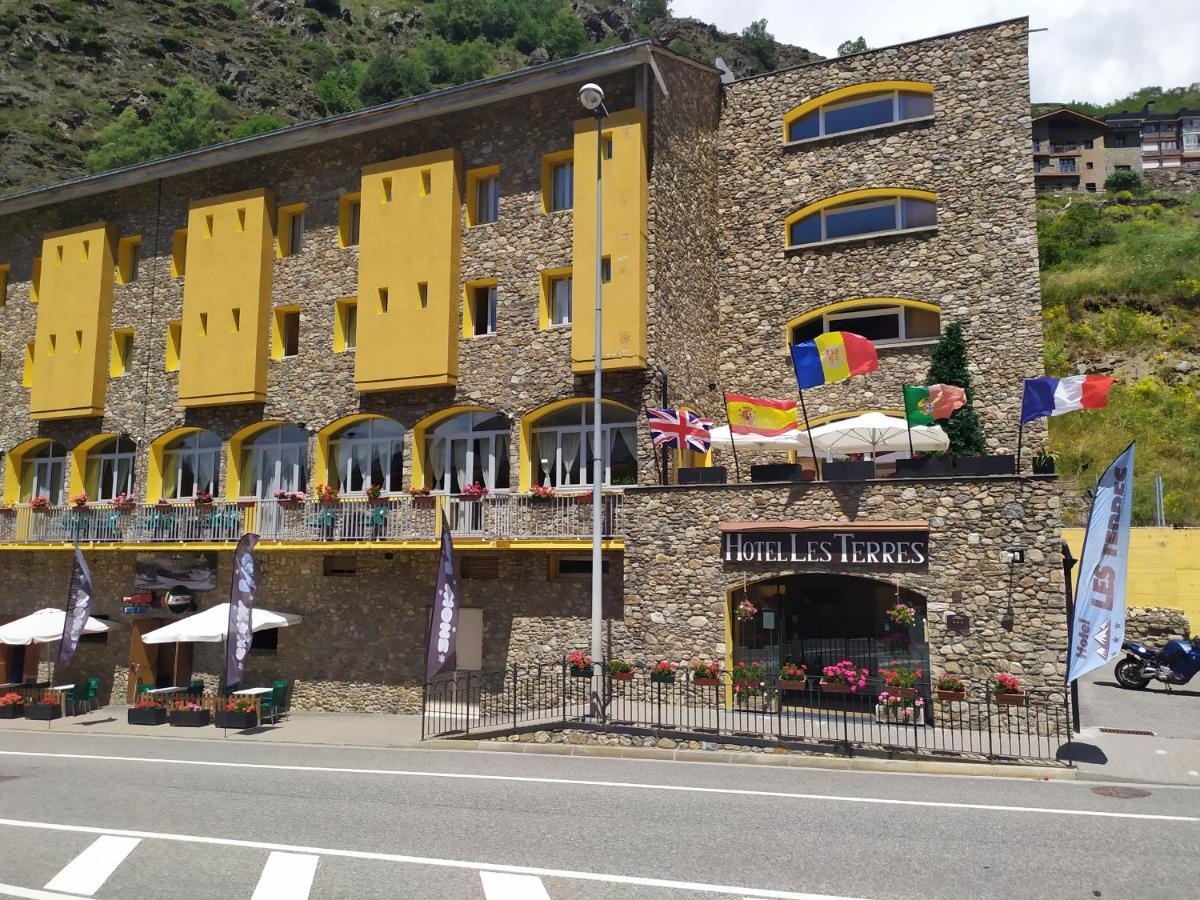 Hotel Les Terres LʼAldosa Exteriér fotografie