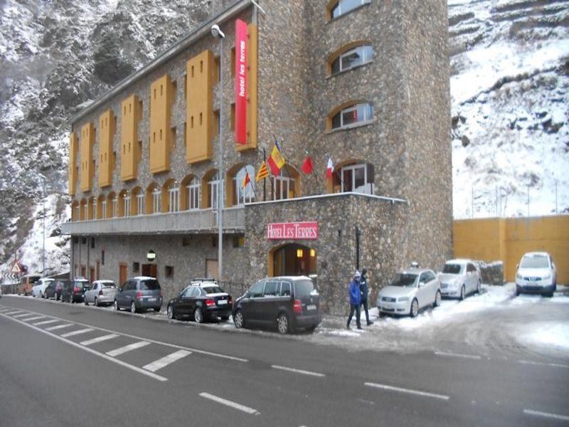 Hotel Les Terres LʼAldosa Exteriér fotografie